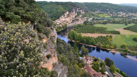 Comment se preparer pour aller en Dordogne en camping?